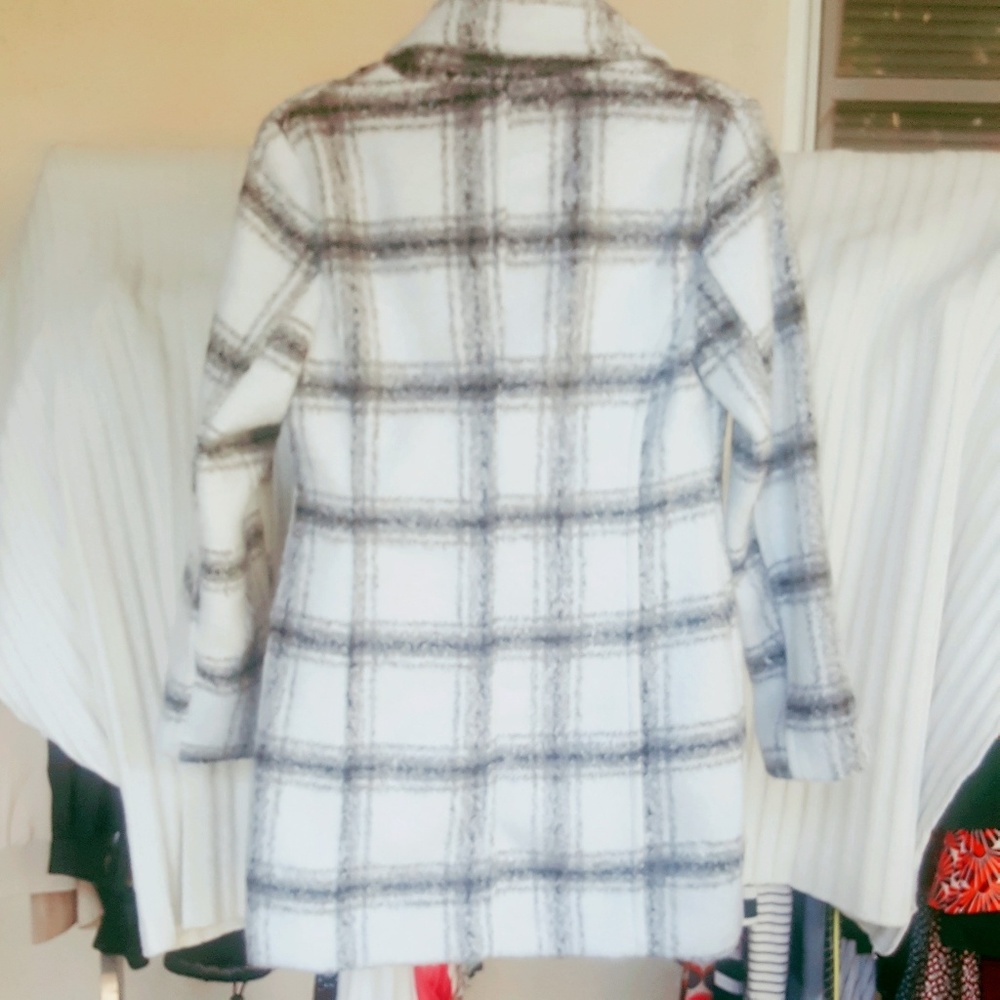 NWT Black Gray and White Coat - Picture 3 of 3
